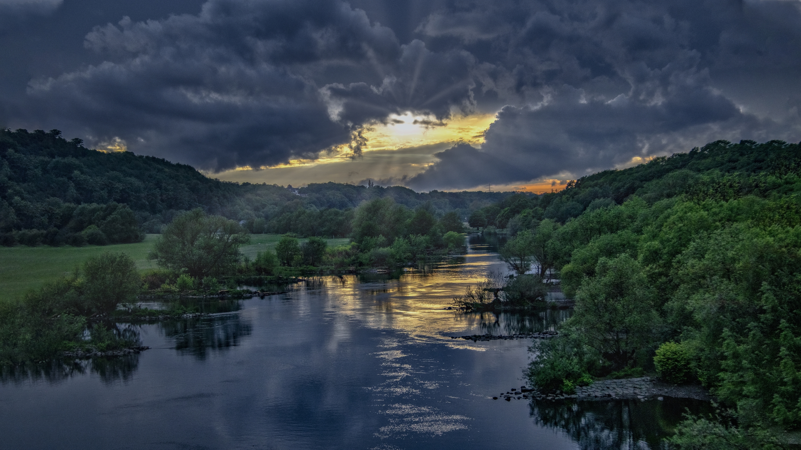 SunsetRiver